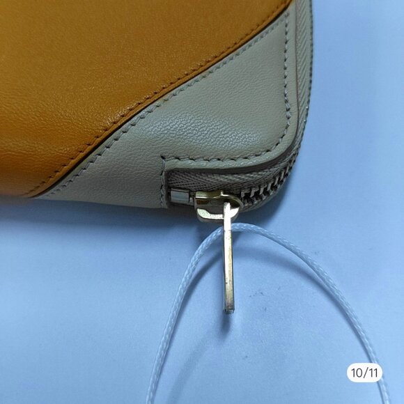 Celine Wallets - Picture 2 of 11